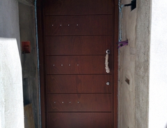 Porta di ingresso in multistrato marino