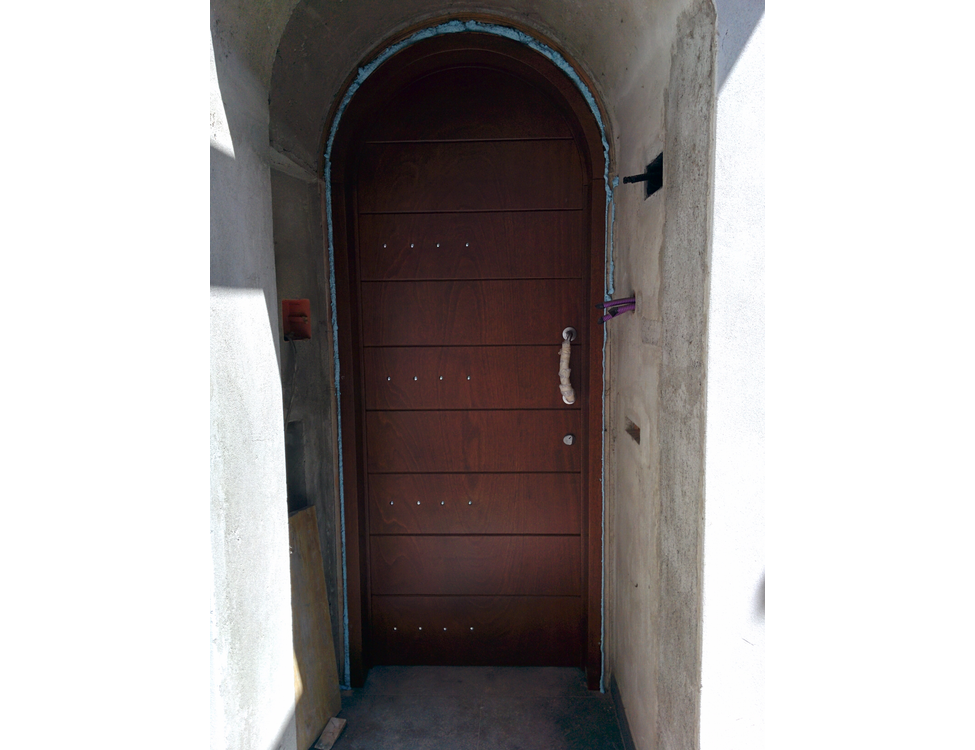 Porta di ingresso in multistrato marino
