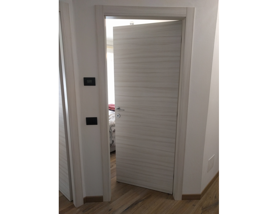 Porta in laminato colore palissandro bianco
